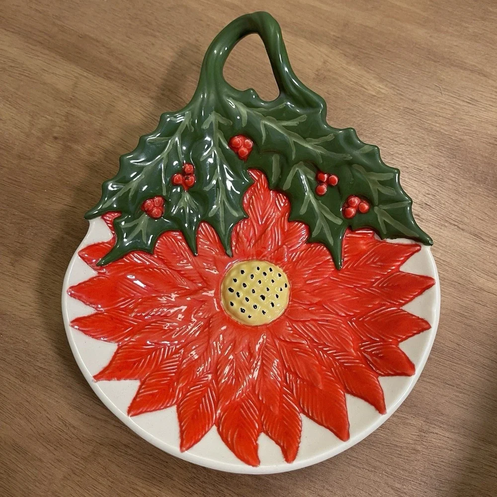Vintage Handmade Holiday Christmas Trinket Dish Holly Poinsettia Hand Painted